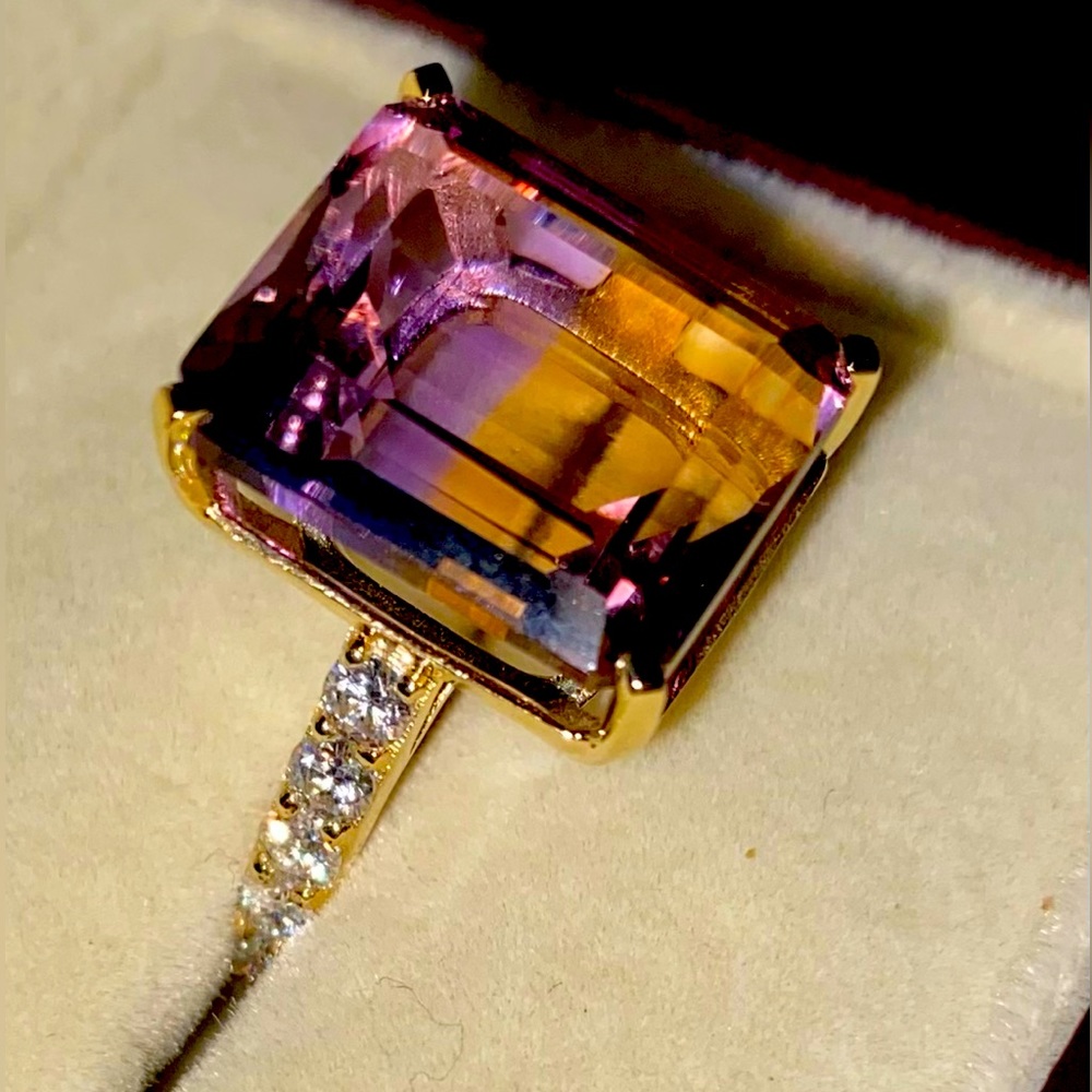 10K Yellow Gold, Ametrine, Moissanite Ring 4.80 Grams 10.60 ctw SIZE 8 - Picture 5 of 11